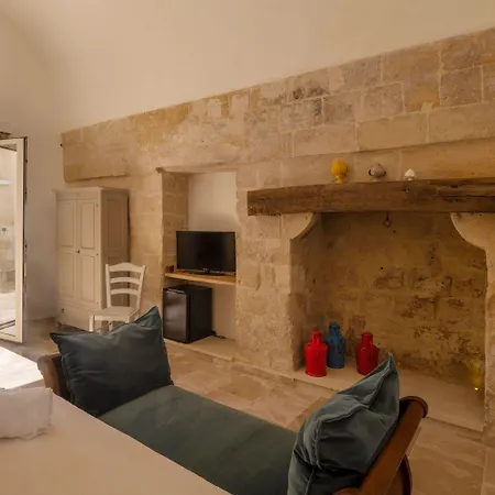 Bed and Breakfast Dimora Oru 4*