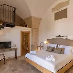 Bed and Breakfast Dimora Oru 4*
