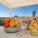 Dimora Oru Bed and Breakfast Λέτσε
