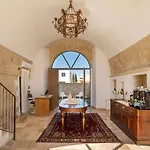 Dimora Oru Bed and Breakfast 4*