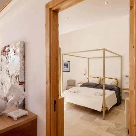 Bed & Breakfast Dimora Oru 4*