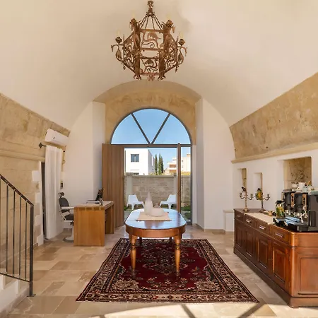 Dimora Oru Bed & Breakfast 4*